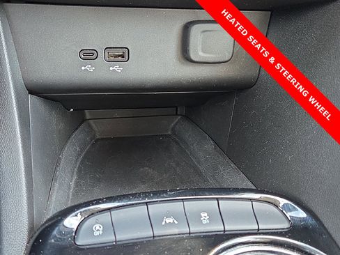 Used 2024 Buick Encore GX Avenir image 19