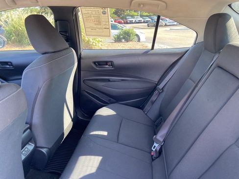 Used 2025 Toyota Corolla LE FWD image 20