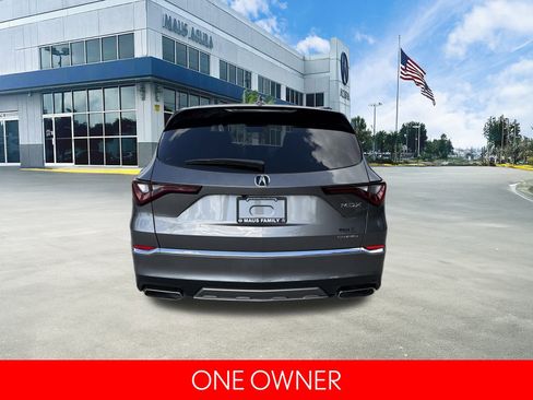 Used 2025 Acura MDX SH-AWD image 5