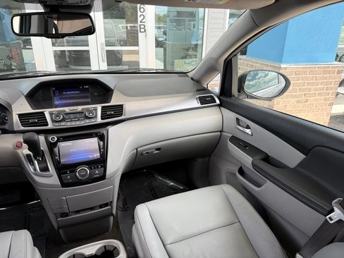 Used 2014 Honda Odyssey EX-L image 27