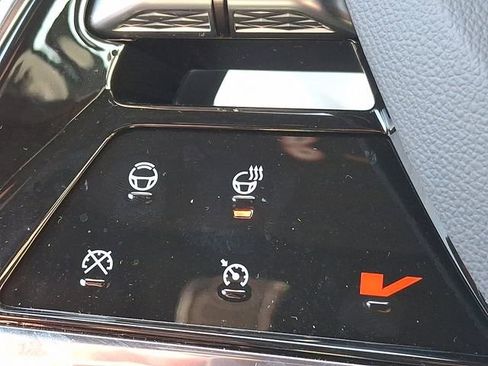 New 2026 Cadillac Vistiq Premium Luxury AWD/4WD image 13