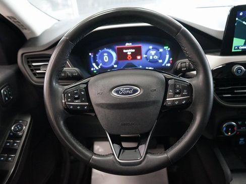 Used 2022 Ford Escape SEL w/ Technology Package image 27