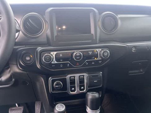 Used 2023 Jeep Wrangler Sport S image 18