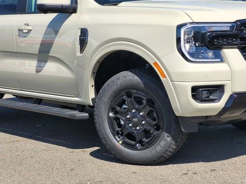 New 2026 Ford Ranger Lariat w/ FX4 Off-Road Package AWD/4WD image 2