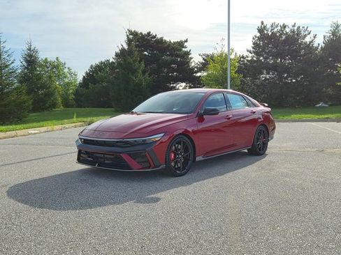 Used 2025 Hyundai Elantra N FWD image 1