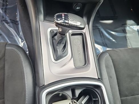 Used 2022 Dodge Charger R/T w/ Plus Group RWD image 18