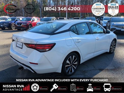 Used 2021 Nissan Sentra SV w/ SV Premium Package image 5