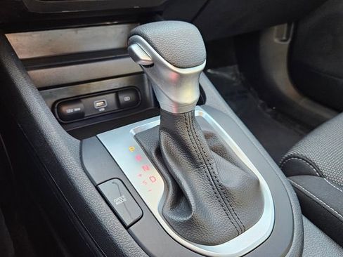 Used 2024 Kia Forte LXS image 19