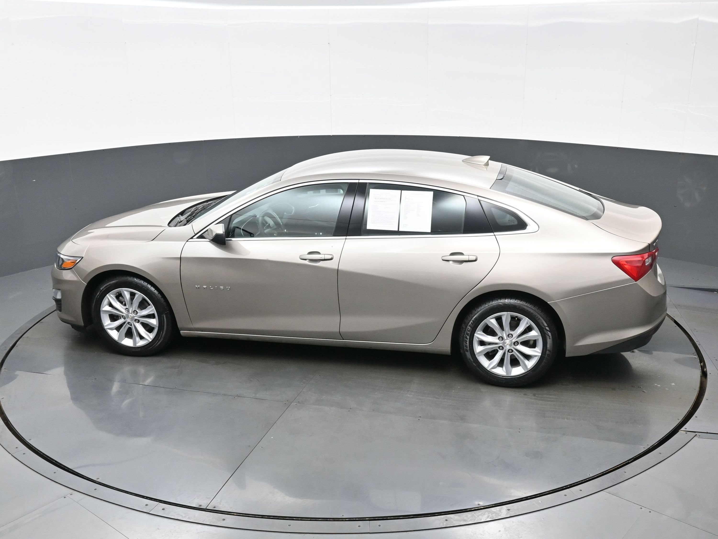 Used 2023 Chevrolet Malibu LT w/ Driver Confidence Package FWD image 34