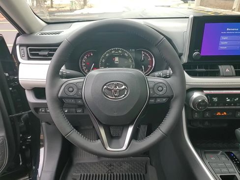 New 2025 Toyota RAV4 XLE w/ Convenience Package image 13