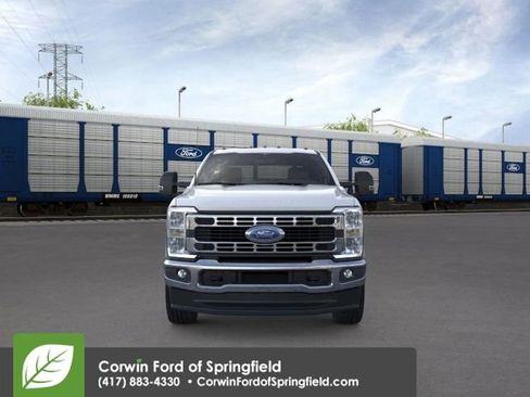 New 2026 Ford F350 XLT image 6