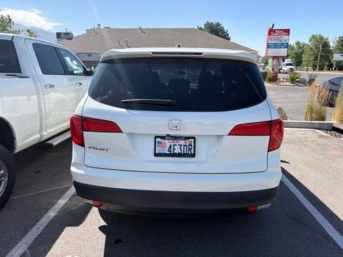 Used 2017 Honda Pilot EX image 8
