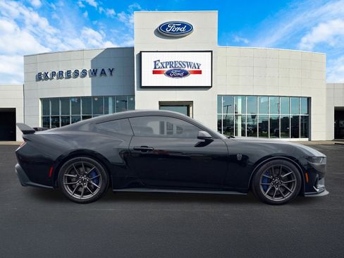 Used 2024 Ford Mustang Dark Horse w/ Dark Horse Handlin Package image 5