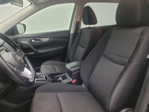 Used 2020 Nissan Rogue S w/ Special Edition Package FWD image 17