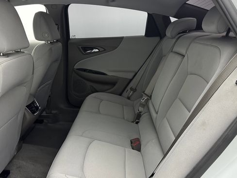 Used 2023 Chevrolet Malibu LT image 29