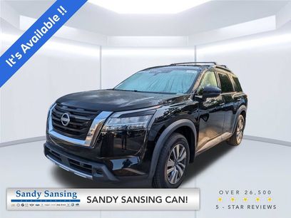 Used 2023 Nissan Pathfinder SL