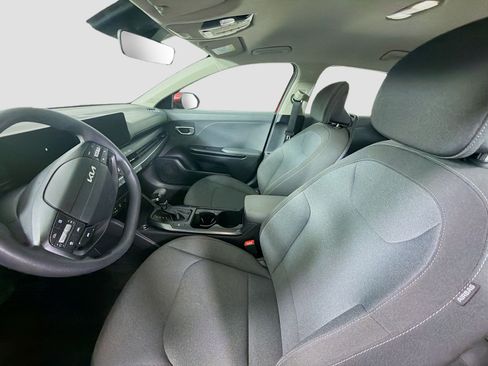 Used 2025 Kia K4 FWD image 13