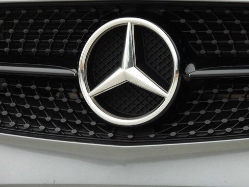 Used 2018 Mercedes-Benz C 300 Coupe image 5