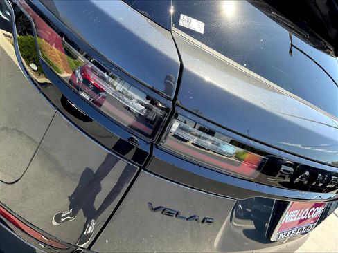 New 2026 Land Rover Range Rover Velar Dynamic SE image 22