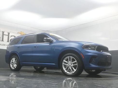 Used 2025 Dodge Durango GT AWD/4WD image 2