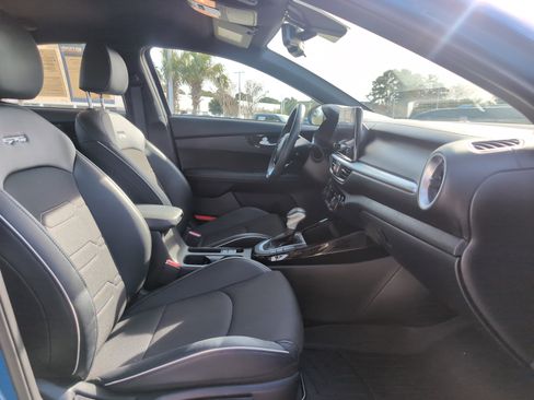 Used 2022 Kia Forte GT-Line w/ GT-Line Technology Package image 32