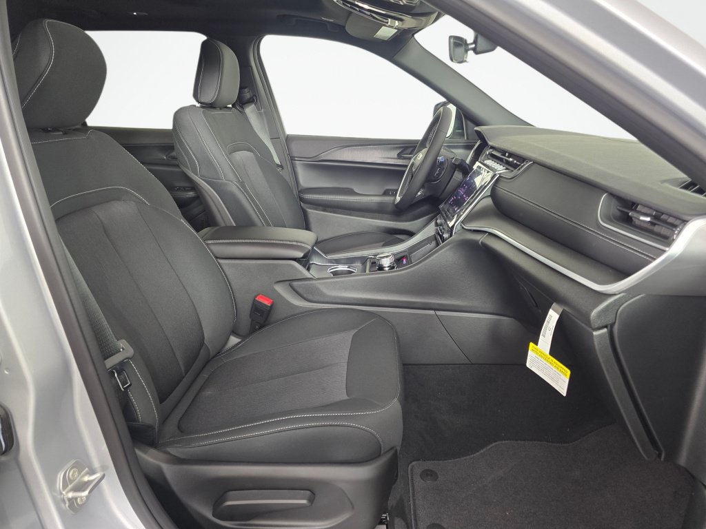 New 2026 Jeep Grand Cherokee L 4WD image 48