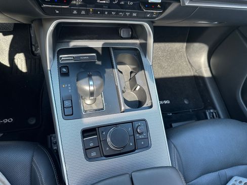 Certified 2024 MAZDA CX-90 Plug-In Hybrid w/ Preferred AWD/4WD image 15