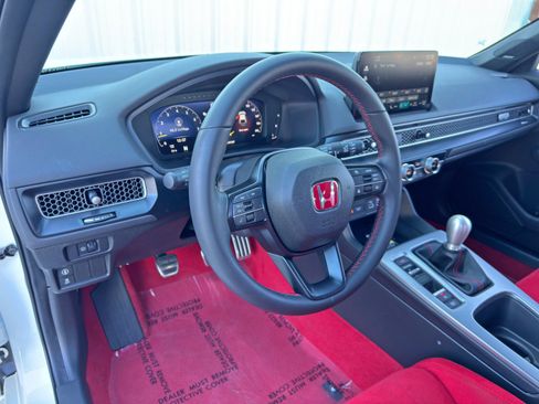 Used 2024 Honda Civic Type R image 13