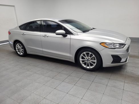 Used 2019 Ford Fusion SE FWD image 11
