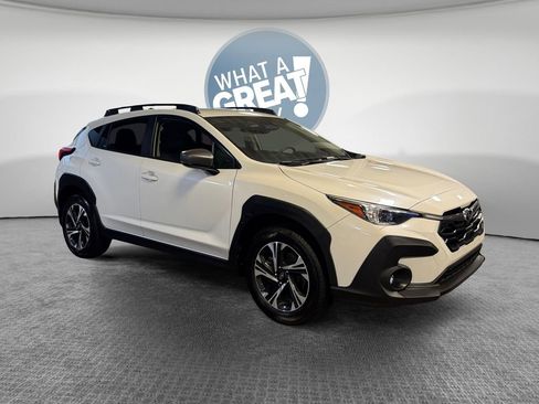 Used 2024 Subaru Crosstrek 2.0i Premium w/ Crosstrek Mirror Package AWD/4WD image 1