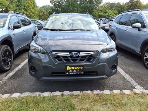 Used 2023 Subaru Crosstrek 2.0i image 2