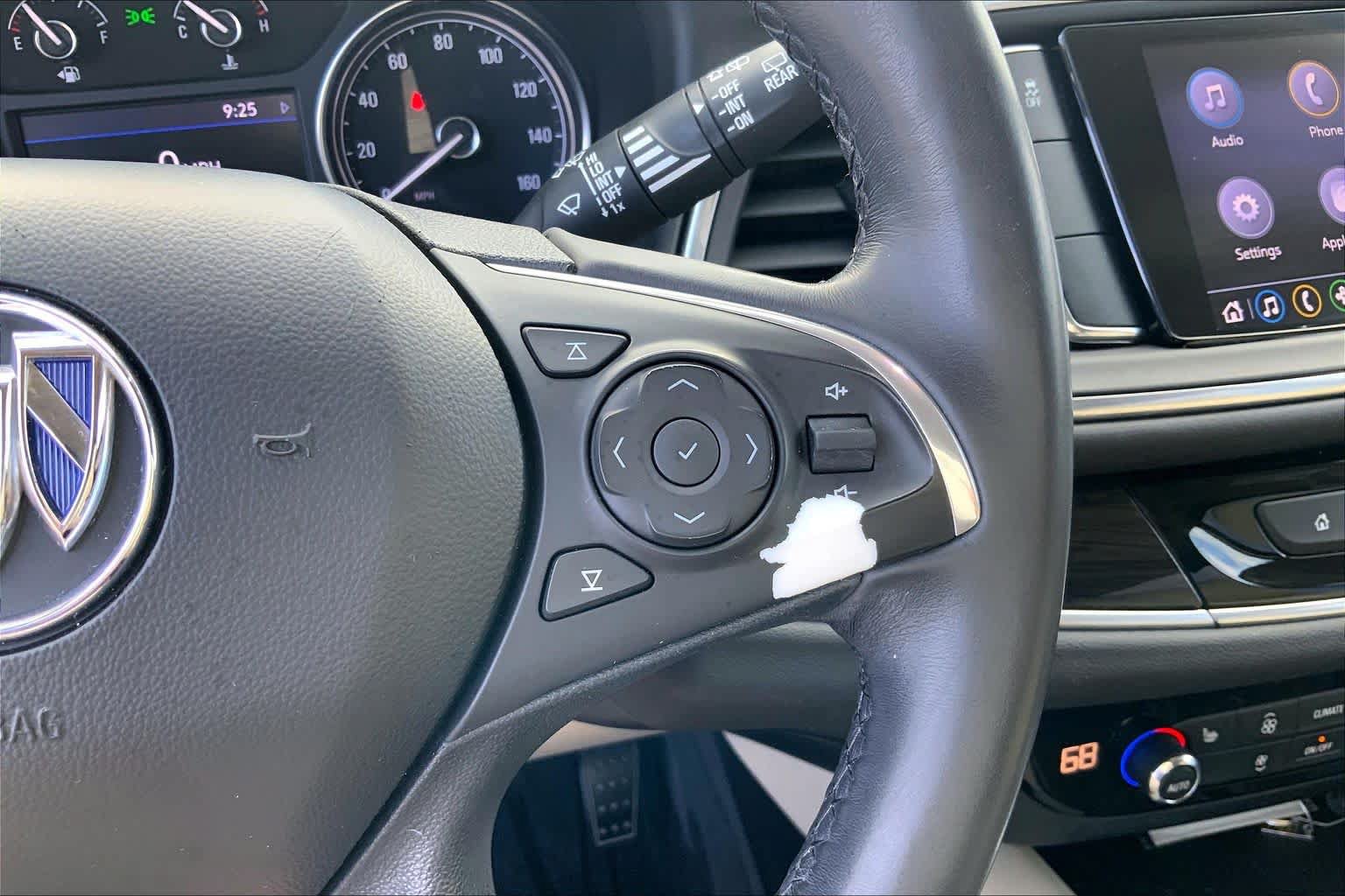 Used 2020 Buick Enclave Essence FWD image 24