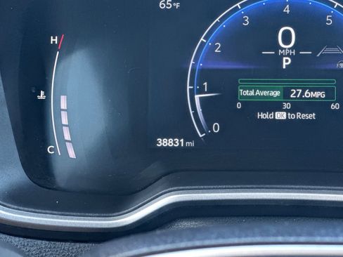 Certified 2024 Toyota Corolla Cross XLE AWD/4WD image 25