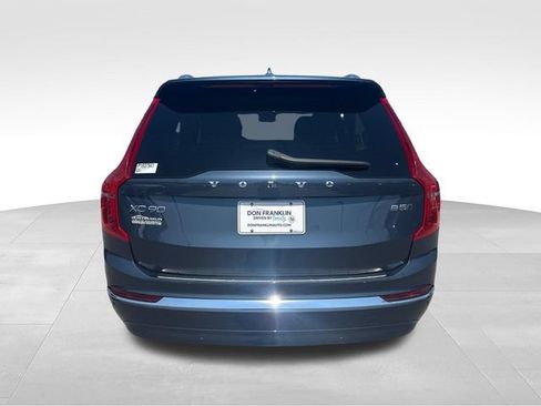 Used 2023 Volvo XC90 B5 Plus w/ Protection Package Premier AWD/4WD image 4