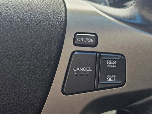 Used 2013 Acura MDX w/ Technology & Entertainment AWD/4WD image 29