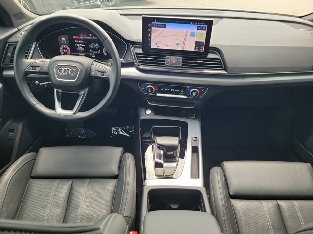 Certified 2023 Audi Q5 2.0T Prestige w/ Prestige Package AWD/4WD image 2