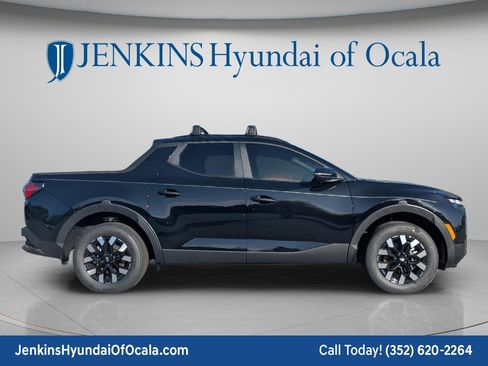 New 2026 Hyundai Santa Cruz SEL FWD image 2