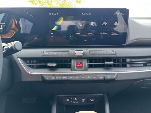 Used 2025 Kia K4 LXS image 17