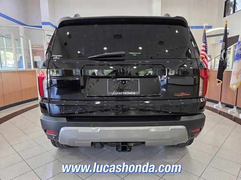 Used 2026 Honda Passport TrailSport Elite image 5