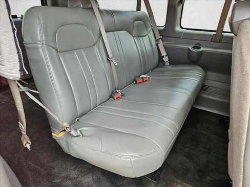 Used 2017 Chevrolet Express 2500 LT w/ LT Preferred Equipment Group image 18