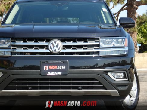 Used 2018 Volkswagen Atlas SEL AWD/4WD image 16