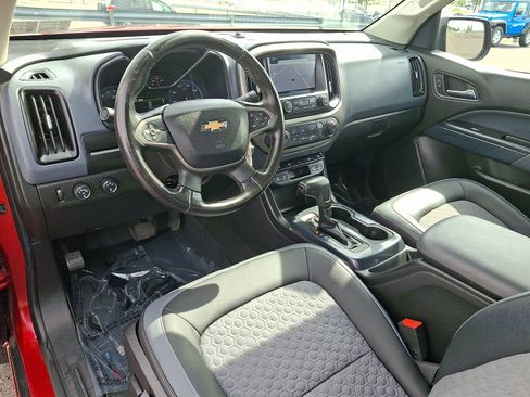 Used 2016 Chevrolet Colorado Z71 AWD/4WD image 11