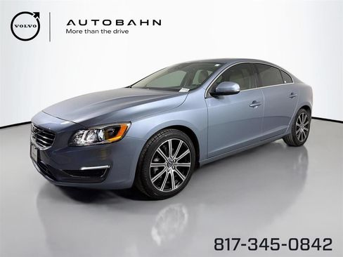 Used 2018 Volvo S60 T5 Inscription Platinum FWD image 1