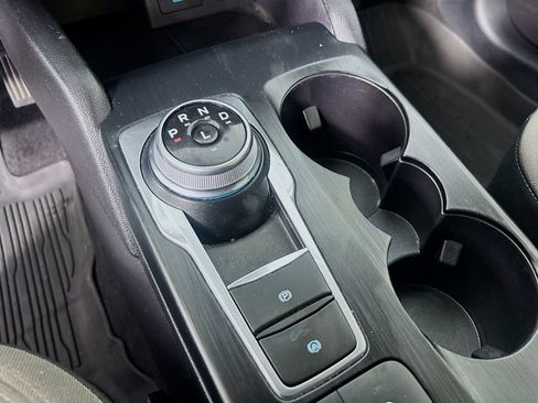 Used 2022 Ford Escape SE w/ SE Sport Appearance Package FWD image 16