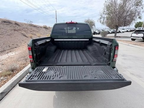 Certified 2024 Nissan Frontier SL w/ Technology Package RWD image 32