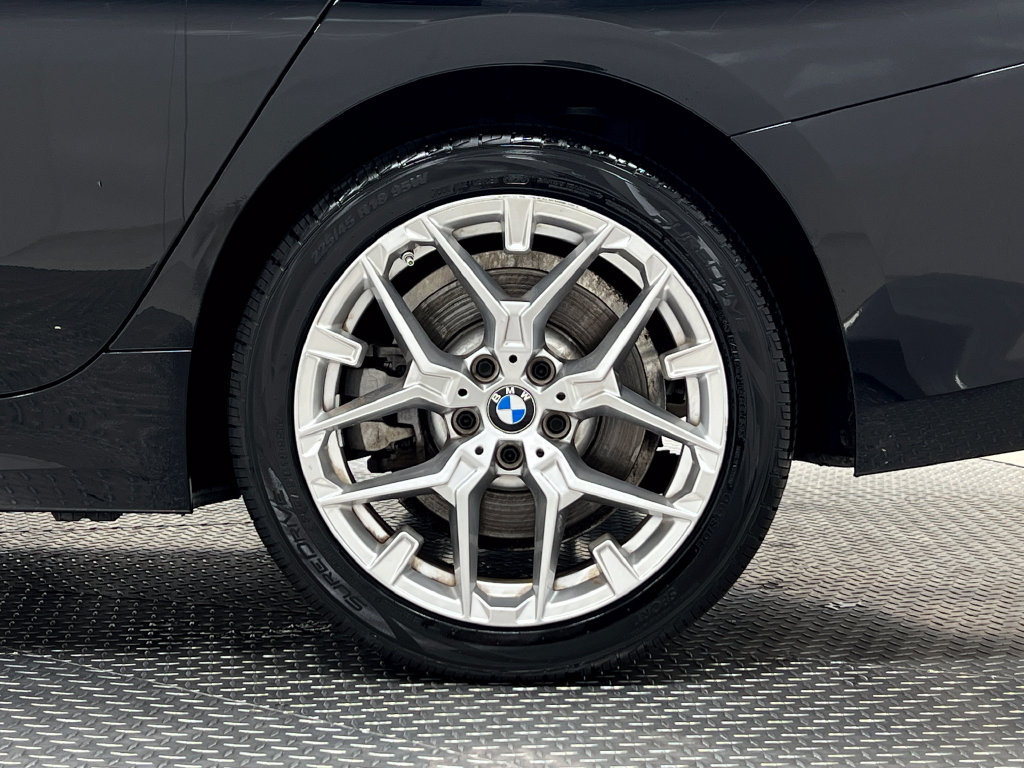 Used 2025 BMW 330i Sedan RWD image 38