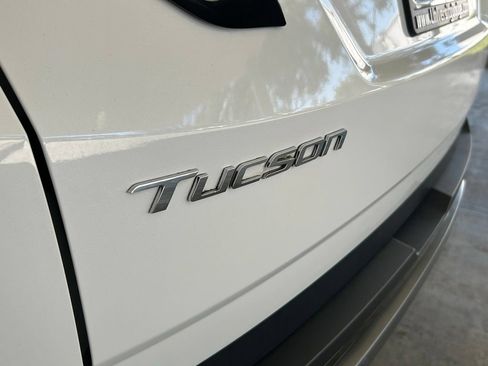 Used 2022 Hyundai Tucson Limited w/ Cargo Package FWD image 15