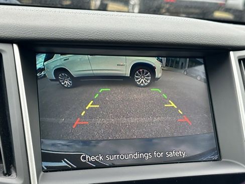 Used 2018 INFINITI Q50 Luxe w/ Essential Package (3.0T Luxe) image 11