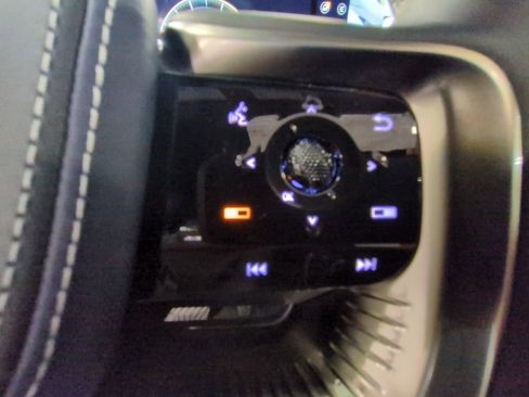 New 2026 INFINITI QX80 4WD w/ Sport Exterior Package image 16