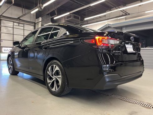 Certified 2025 Subaru Legacy image 5